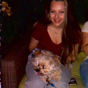 Meet your Posher, Nadia